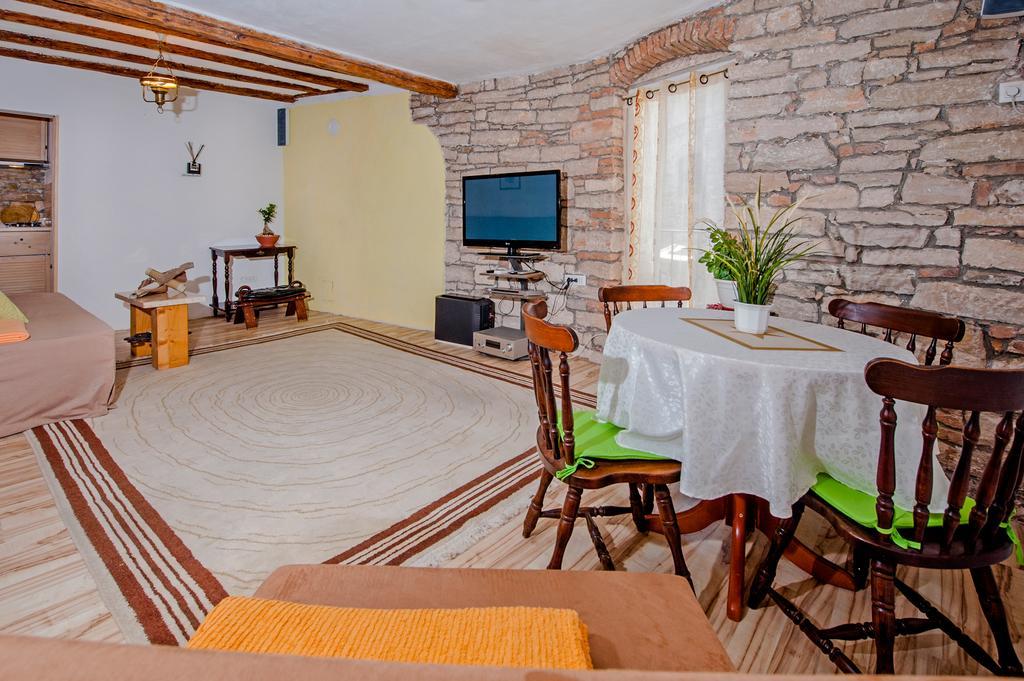 Apartment Sani